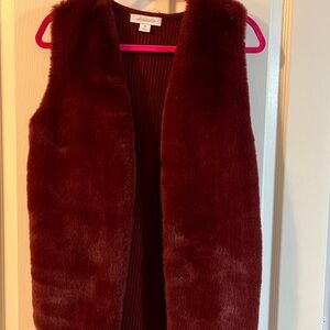 Liz Claiborne Faux Fur Burgundy Vest